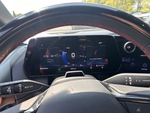 Used 2024 Chevrolet Equinox EV RS FWD image 22