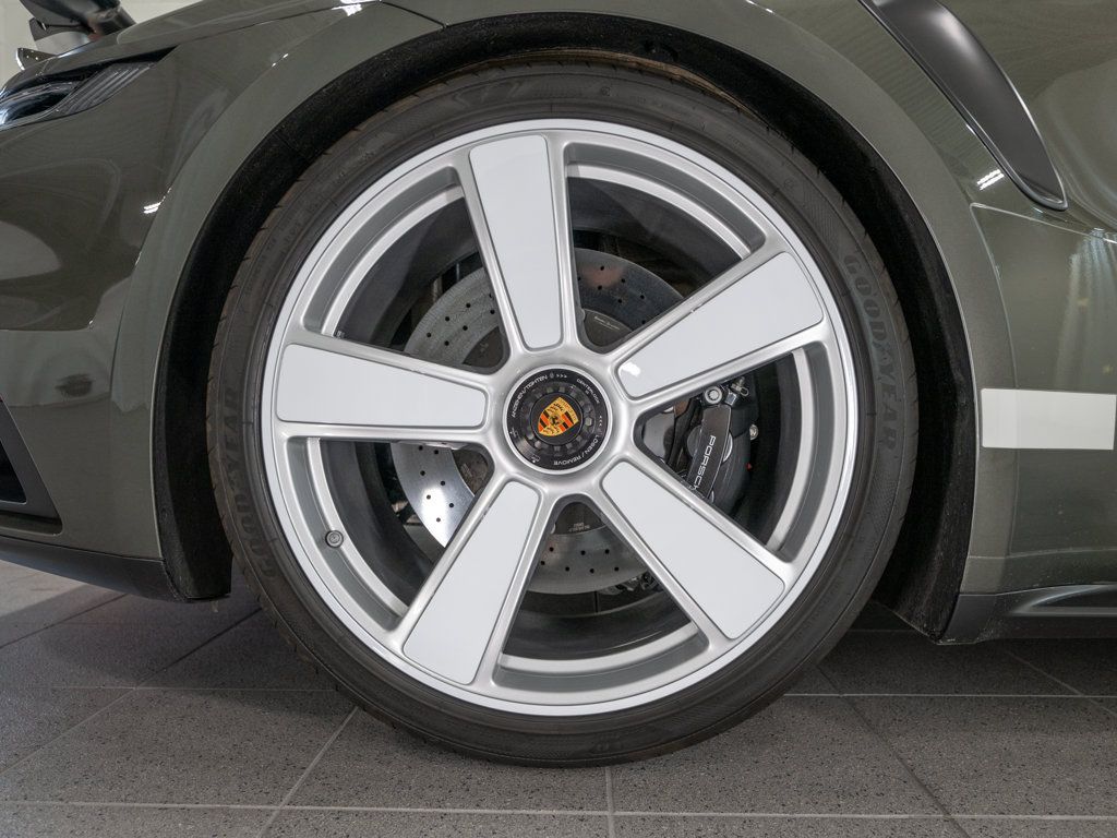 Used 2025 Porsche 911 Turbo S AWD/4WD image 51