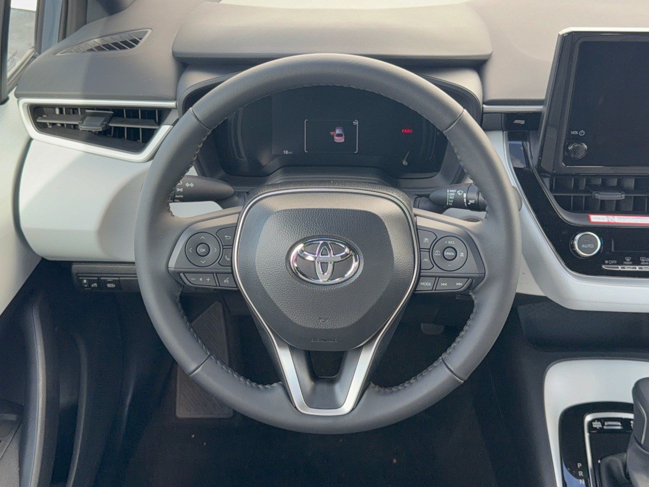 Used 2026 Toyota Corolla SE FWD image 10