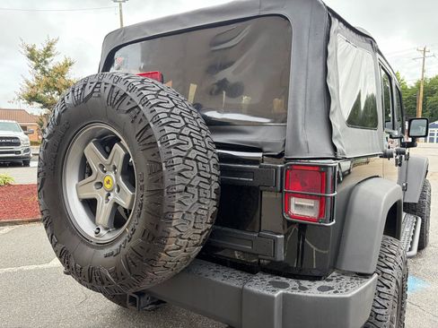 Used 2012 Jeep Wrangler Unlimited Sport AWD/4WD image 23