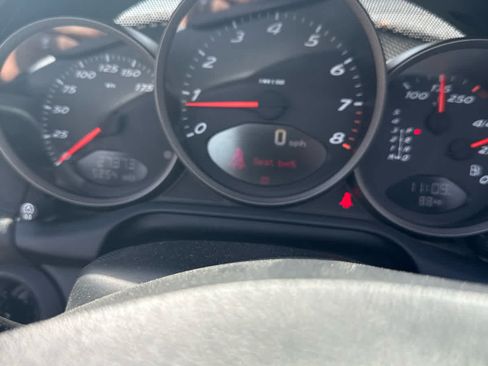 Used 2005 Porsche Boxster RWD image 2