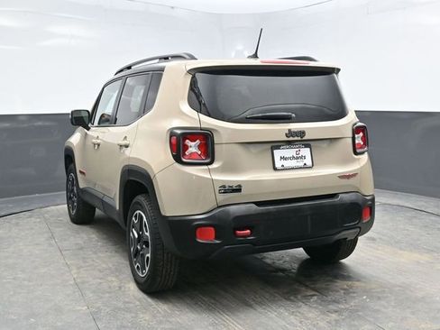 Used 2016 Jeep Renegade Trailhawk image 5