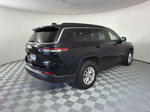 Used 2025 Jeep Grand Cherokee L Laredo AWD/4WD image 9
