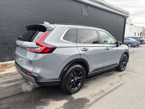 Used 2025 Honda CR-V Sport-L image 2