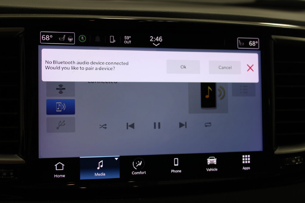 Used 2024 Chrysler Pacifica Touring-L FWD image 39