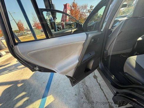 Used 2013 Toyota RAV4 XLE image 14