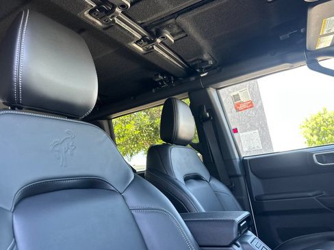 New 2026 Ford Bronco Outer Banks w/ Sasquatch Package AWD/4WD image 17