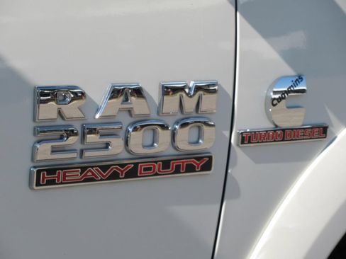 Used 2018 RAM 2500 Laramie w/ Snow Chief Group AWD/4WD image 18