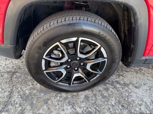 Used 2025 Jeep Compass Trailhawk image 25