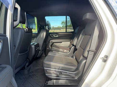 Used 2023 Chevrolet Tahoe High Country w/ Premium Package AWD/4WD image 16