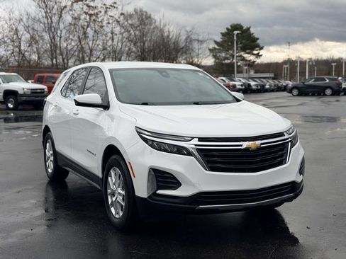 Certified 2023 Chevrolet Equinox LT image 3