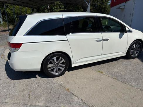 Used 2014 Honda Odyssey Touring image 7