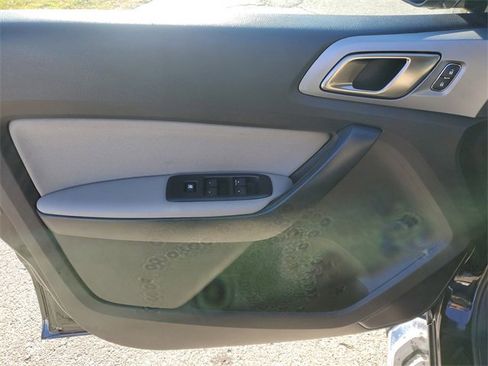 Used 2022 Ford Ranger XLT w/ Equipment Group 301A Mid image 9