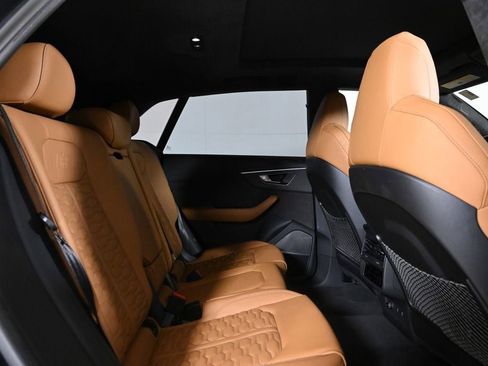 Used 2022 Audi RS Q8 4.0T image 17