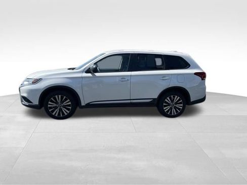 Used 2020 Mitsubishi Outlander ES FWD image 4