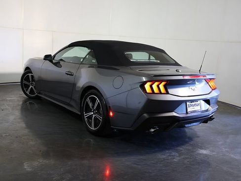 Used 2025 Ford Mustang Premium RWD image 32