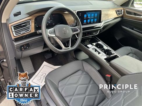 Used 2026 Volkswagen Atlas SE FWD image 16