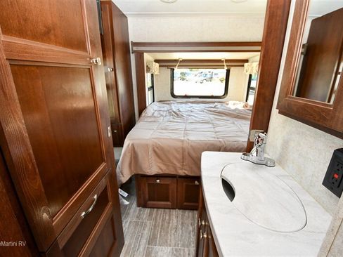 Used 2018 Mercedes-Benz Sprinter 3500 image 7