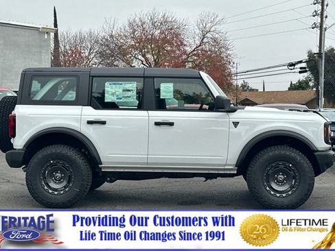 New 2025 Ford Bronco 4-Door w/ Sasquatch Package image 3