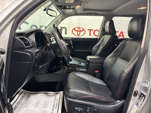 Used 2016 Toyota 4Runner Trail Premium AWD/4WD image 24