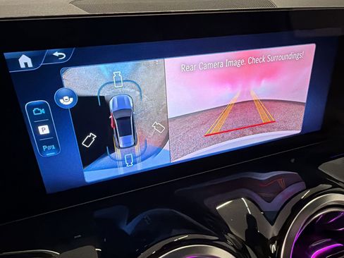 Used 2026 Mercedes-Benz GLB 250 image 27