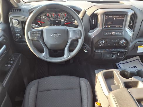 New 2026 Chevrolet Silverado 1500 Custom Trail Boss w/ LPO, Dark Essentials Package AWD/4WD image 3