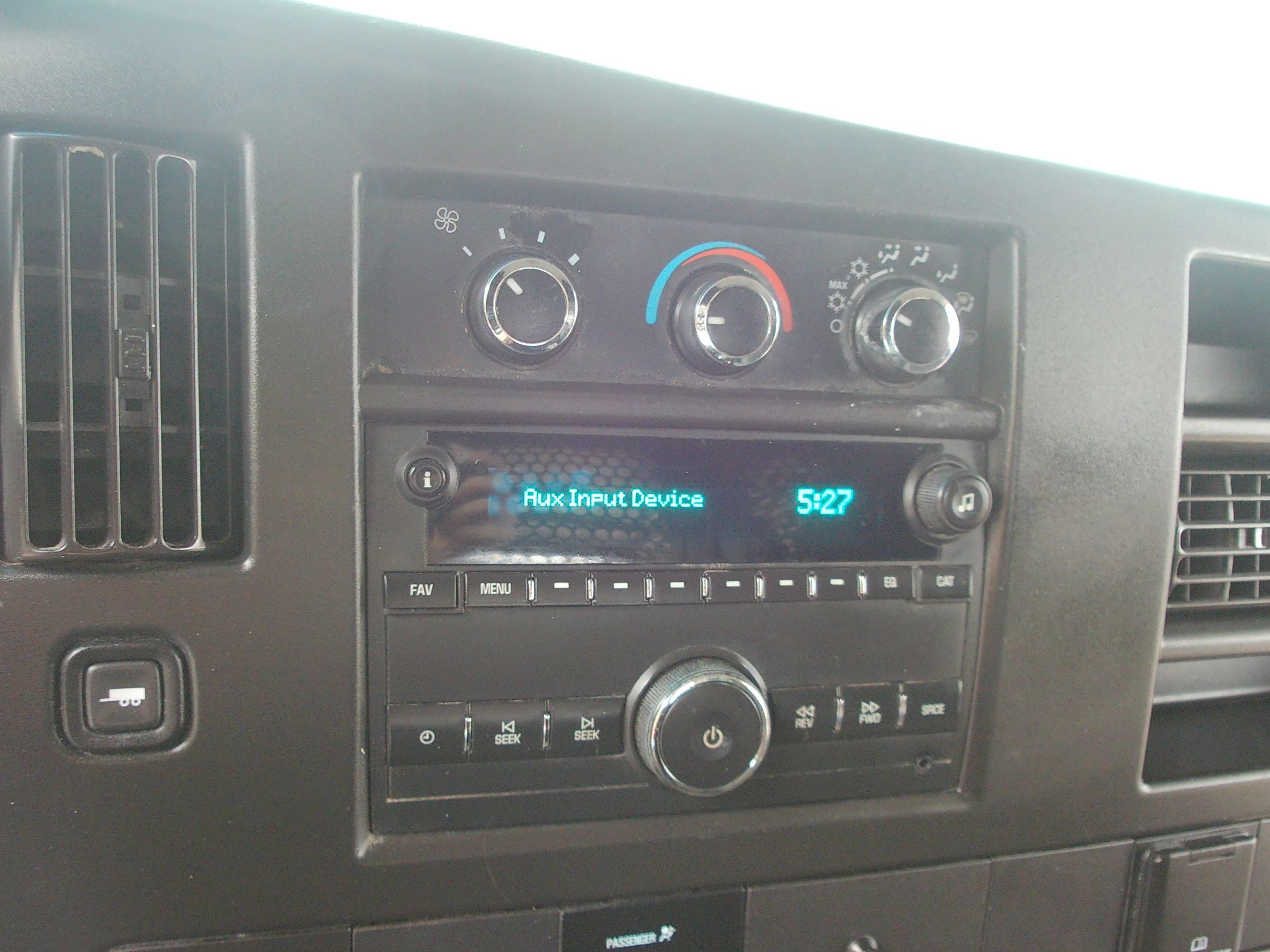 Used 2020 GMC Savana 2500 w/ Driver Convenience Package RWD image 20
