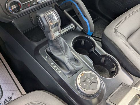 Used 2024 Ford Bronco Black Diamond AWD/4WD image 23