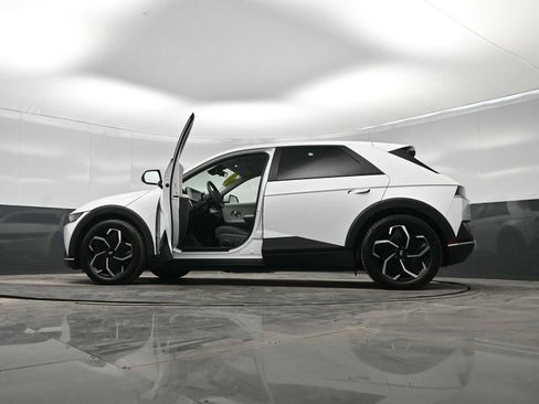 Used 2022 Hyundai Ioniq 5 SE w/ Cargo Package image 33