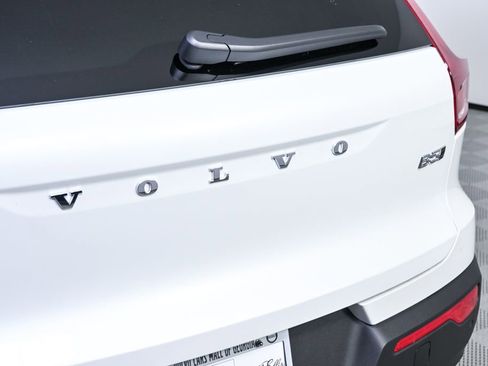 New 2026 Volvo XC40 B5 Plus w/ Protection Package Premier AWD/4WD image 35