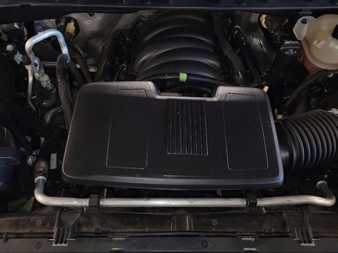 Used 2019 Chevrolet Silverado 1500 Custom w/ Custom Value Package AWD/4WD image 30
