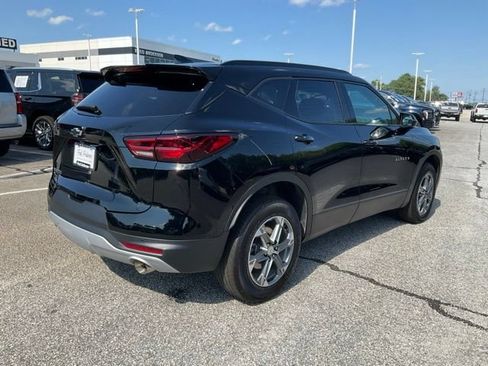 Used 2024 Chevrolet Blazer LT w/ Convenience Package FWD image 24