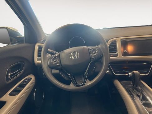 Used 2019 Honda HR-V EX image 12