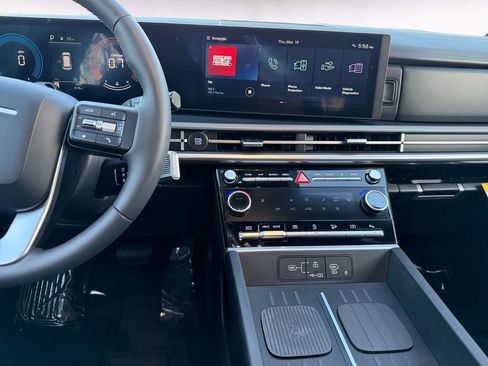 Used 2026 Hyundai Santa Fe SEL image 11