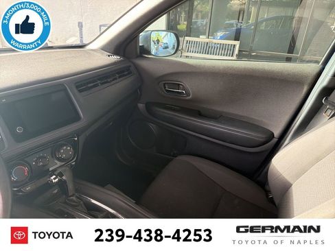 Used 2019 Honda HR-V Sport image 12