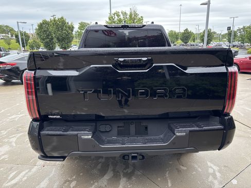 Used 2025 Toyota Tundra Platinum AWD/4WD image 8