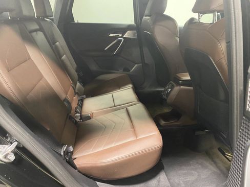 Used 2023 BMW X1 xDrive28i w/ Premium Package image 17