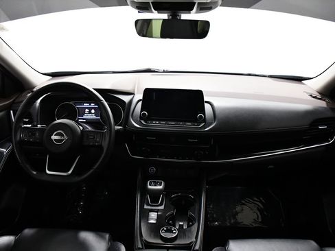 Used 2023 Nissan Rogue SL image 8