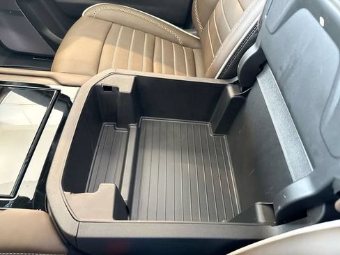New 2026 GMC Yukon XL Denali Ultimate AWD/4WD image 32