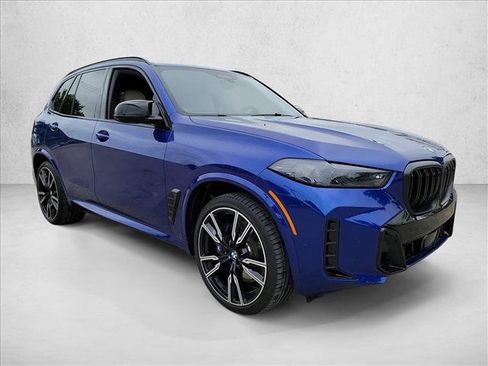 Used 2024 BMW X5 M60i AWD/4WD image 3