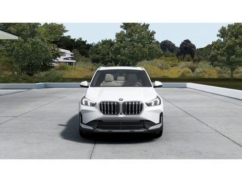 New 2026 BMW X1 xDrive28i w/ Convenience Package AWD/4WD image 3