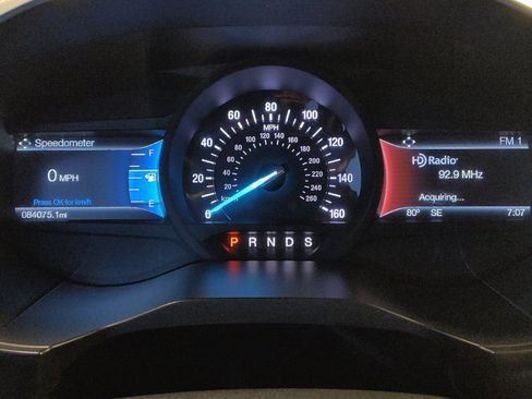 Used 2018 Ford Edge Titanium w/ Technology Package AWD/4WD image 23