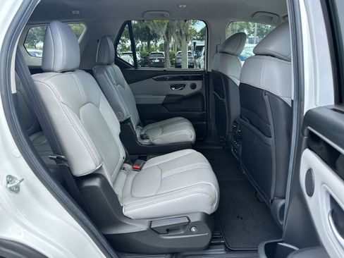 Used 2024 Honda Pilot EX-L image 16