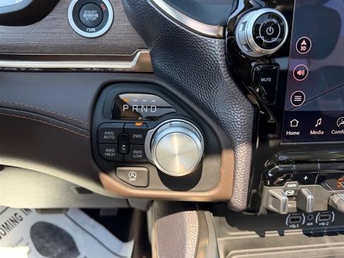 New 2026 RAM 1500 Limited AWD/4WD image 17
