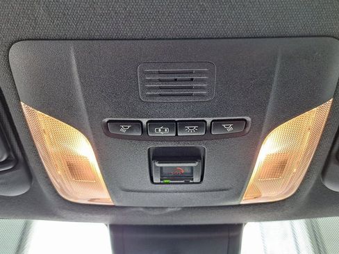 Used 2021 Toyota Corolla SE w/ Carpet Mat Package (TMS) image 20