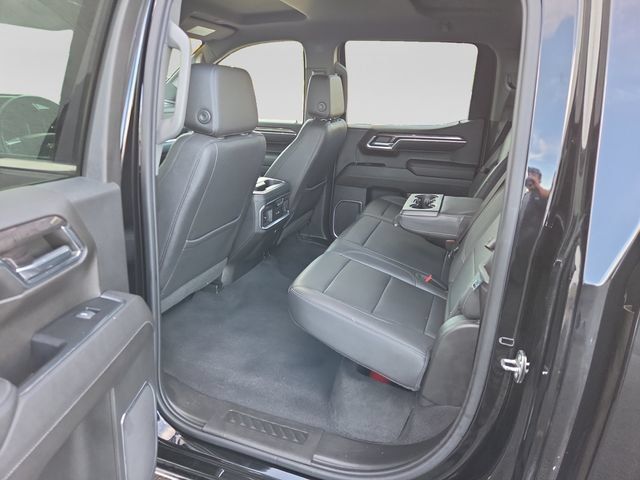 Used 2023 Chevrolet Silverado 1500 LTZ w/ LTZ Convenience Package II AWD/4WD image 9
