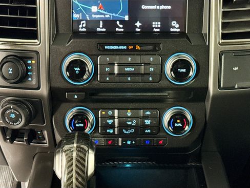 Used 2017 Ford F150 Raptor w/ Equipment Group 802A Luxury AWD/4WD image 26