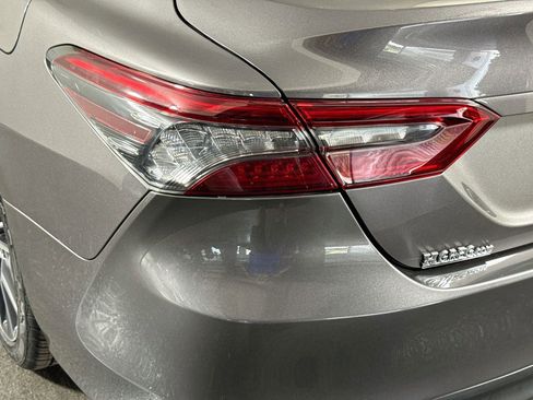 Used 2024 Toyota Camry XLE FWD image 36