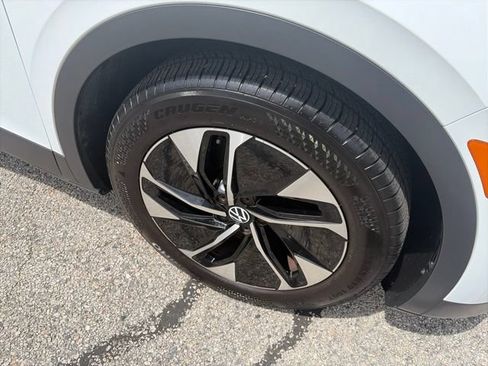 Certified 2021 Volkswagen ID.4 Pro S RWD image 12