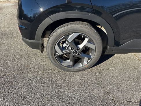 New 2026 Hyundai Venue SEL image 17